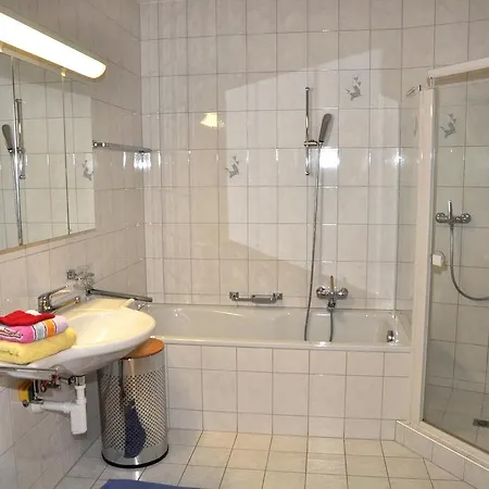 Tru-sura Nr. 10 شقة سكول